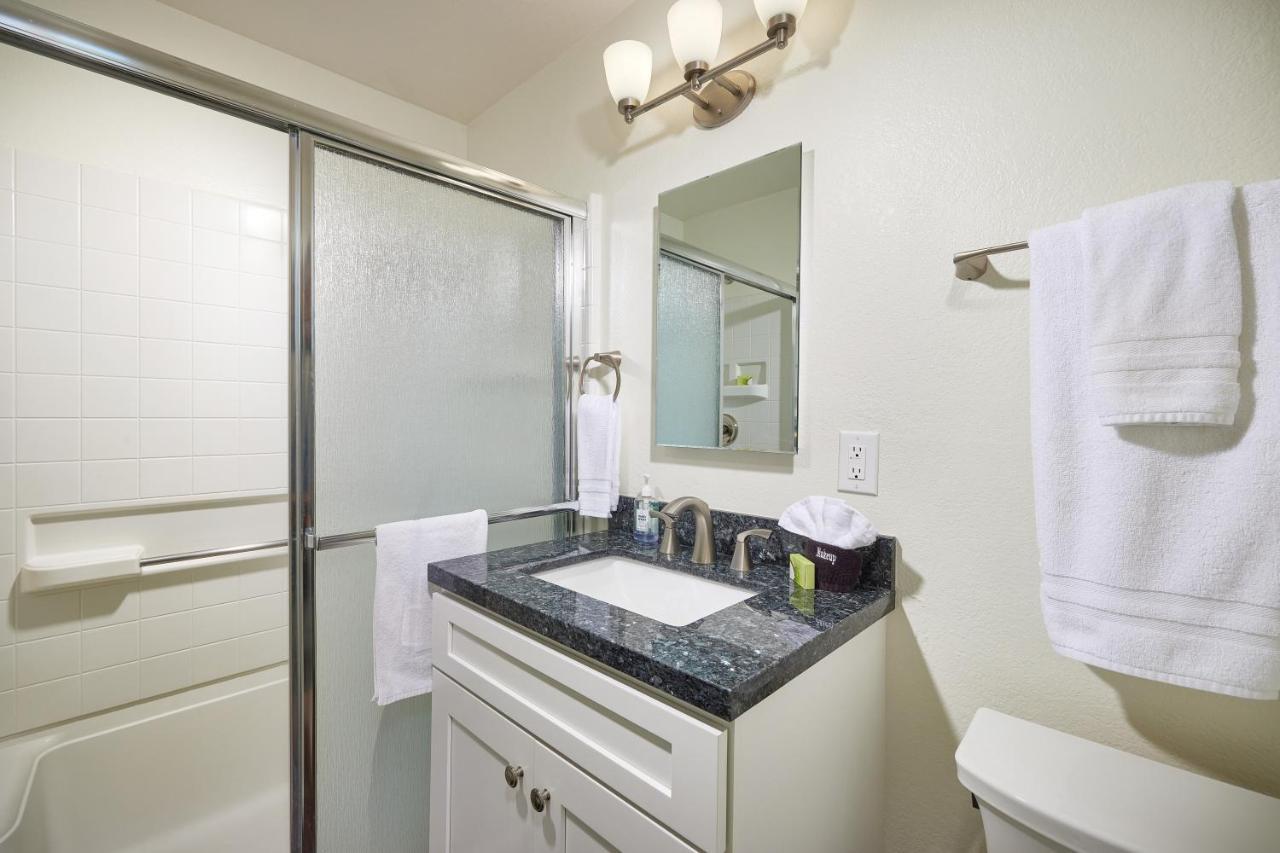 Oceanside Beach Condos Экстерьер фото